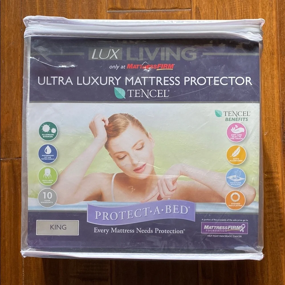 NIB “KING” Ultra Luxury Mattress Protector - White by LUX MATTRESS FIRM